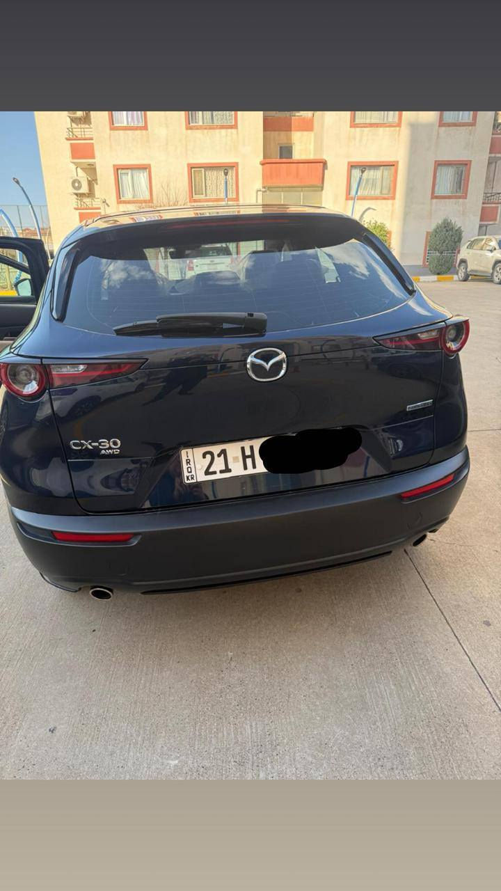 ئەم مازدایە بۆفرۆشتن مۆدیل2023
مواسەفات ئەمریکی دووپارچەی بۆیاغە بئ ناگرتن بۆنیت و چەمەلەغی پیشەوە سەنەوی تازەیە تا 2030 
سعری152کەمیک مەجال
شوین.سلیمانی
ژ.م*********** السليمانية, العراق
