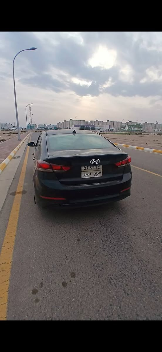 هیونداي النترا 2018

وارد أمريكي محرك 2000

ماشية 180 الف ميل

السيارة بيها 5 قطع من امريكا

السيارة جاهزة من كلشي كير و مكينة و صدر

133 و بيها مجال

مكانها بغداد بسماية
متواجد واتساب 
***********
