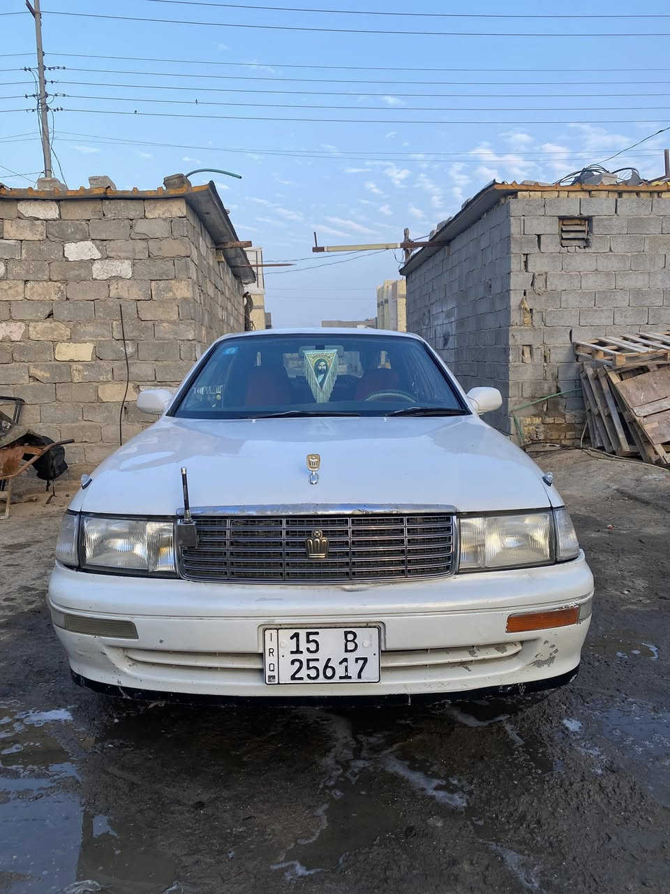 سلام عليكم سياره بطه متصل مديل ٩٢ البيع والمراوس.   
راس ثور مكفولهً كص ونقل جثه سياره حلوه وجاهزه مكينه وكير وحداديه إماميه وتخم تاير خير من الله سياره كلش حلوه رقم أنبار إنكليزي. بسمي سنويه ٢٠٣٠ تحويل ثاني يوم دواخل جديده سياره نقصها بس حداديه الوره فقط سياره كلش حلوه السياره احله من البل. صوره شرط. السعر ٤٥وبيها مجال مكان كربلاء رقم الهاتف.   ***********/***********
