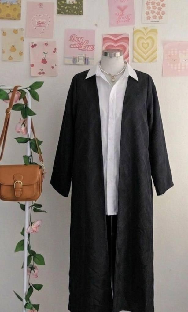 ملابس • أحذية • جنط
باله نظيفة ومكوية بعناية، جاهزة للبس مباشرة 👌
🚕 توصيل الديوانية: 3000 دينار
🚕 جميع محافظات العراق: 5000 دينار
ذوق راقٍ، جودة مرتبة، وأسعار تناسب الجميع ✨🛍️

الاسعار من الف الى 10الاف اسعار كلش حلو


**إذا كنت صاحب هذا الإعلان وتريد حذفه لأي سبب، رجاءا أرسل رسالة إلى الدعم الفني**