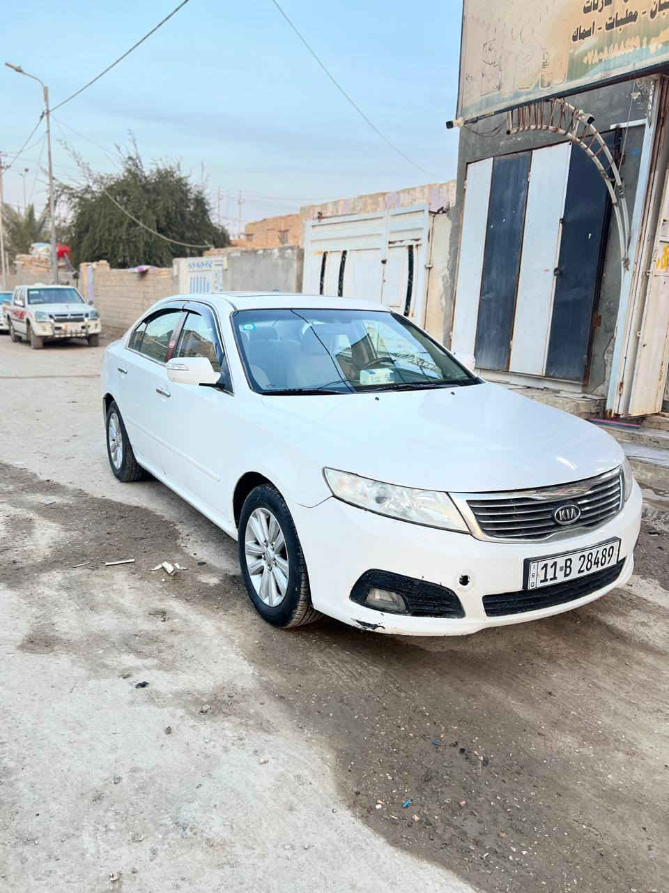 بيع سريع. اوبتما 2010 خليجي.         السعر 109 وبيه مجال للطيبين بيه 3 قطع صبغ مكينه وكير وحداديه وتبريد وخم تاير كل كفاله شرط رقم دولي بغداد بسمنه اشاير بل مري بصمه تشغيل بصمه ابواب تحكم استيرن بني رامه فول السياره ماتصرف عليه الف دينار.  وبالعافيه عليه الياخذه اسخدام شخصي مال بيت 
العنوان الديوانيه
***********
