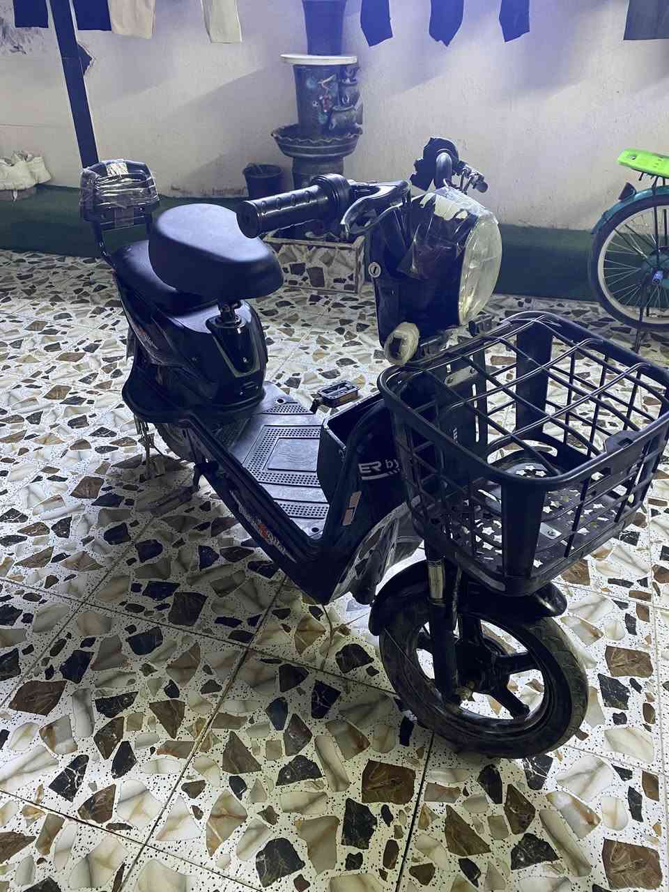 سلام عليكم
بايسكل شحن للبيع السعر 130 
نقص بس فيوز 
مكاني كربلاء الشبانات 
الرقم ***********
