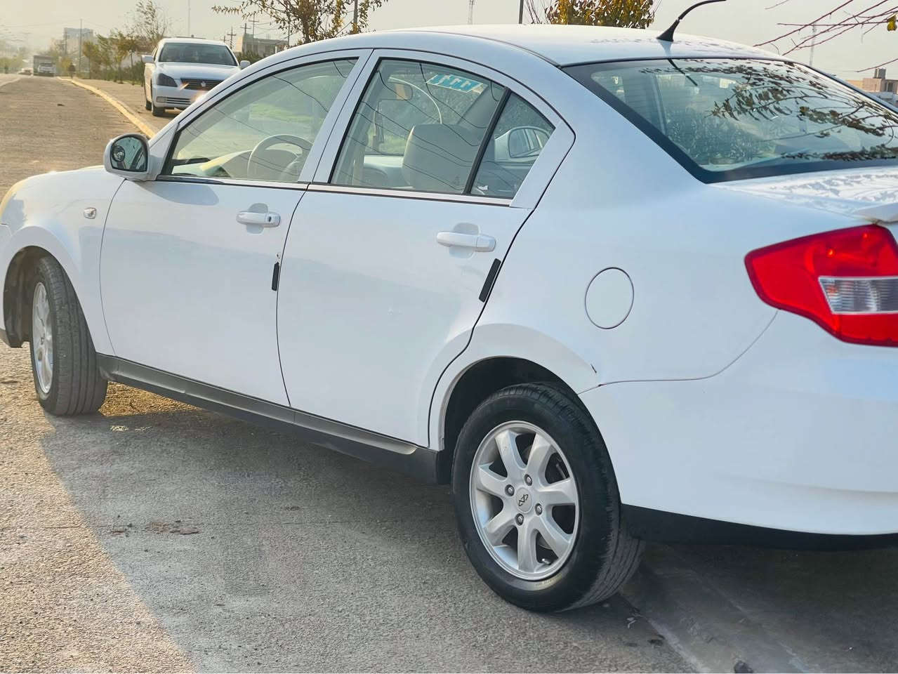 شێری
مواسەفات: ٢٠١٤ سەقف سڵاید ناو زەرد ڕەقەمە ئۆتۆماتیک و عادیە بە ناو خۆمەوەیە نرخ 57 معامەلە
ڕقەم📞:*********** دخان, السليمانية
