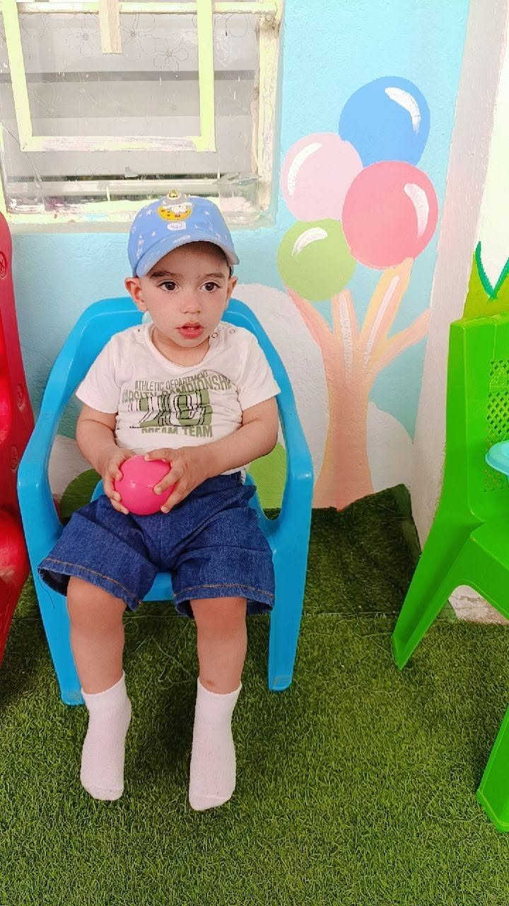 ✨ اعلان 
حضانتنا بيت طفلك الثاني بمساحه واسعة 🏑🏑⚽️⚽️⚾️🏓🥍⛳️🎣🛝🪁
نستقبل الأطفال من عمر أربعين يوم الى عمر ست سنوات 
ونوفر لهم:
✅ رعاية شاملة مليئة بالحب والاهتمام
✅ أنشطة تعليمية مبسطة تنمي القدرات العقلية واللغوية للطفل 
✅ ألعاب هادفة لتطوير المهارات الحركية والاجتماعية ( العاب مونتسوري ) 

✅ بيئة آمنة وداعمة لنمو الطفل النفسي والجسدي  

💖 في حضانتنا، طفلك يكبر بالحب، ويتعلم بالمرح 💖♦️تعليم الطفل القراءة والكتابة والمهارات 
♦️كامرات مراقبة في جميع انحاء الروضة اون لاين 
♦️العاب فكرية حديثة والعاب تسلية 
♦️الحضانةمجهزة بكافة وسائل الامان والسلامة (مطافأ للحرائق _حساسات )
♦️الحضانةمجازة من قبل وزارة التربية والصحة 
تتكون من : 
غرف مكيفه ومجهزه بالأسره 
قاعه الألعاب 
قاعه الطعام 
قاعه الدروس الخاصه ب المناهج 
غرف الحضانة مع كادر مربيات مميز لهم خبره ب الأطفال 
الدوام طيلة ايام الأسبوع عدا الجمعة والسبت 
وطيلة ايام السنة 
ويوجد اشتراك يومي- _اسبوعي_-شهري
#طريق_طفلك_نحو_النجاح
حضانة تبارك الاهلية
#الكوت /#الكفاءات / المهندسين نهاية الشارع مابين #مقهى الكوخ و#ثانوية الكفاءات مجاور الوكيلة صفية 
***********
#سوق_بنات_الكوت
