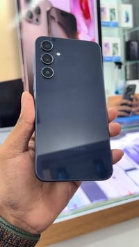 سامسونج اي ٣٥ • جديد • حافظة أصلية