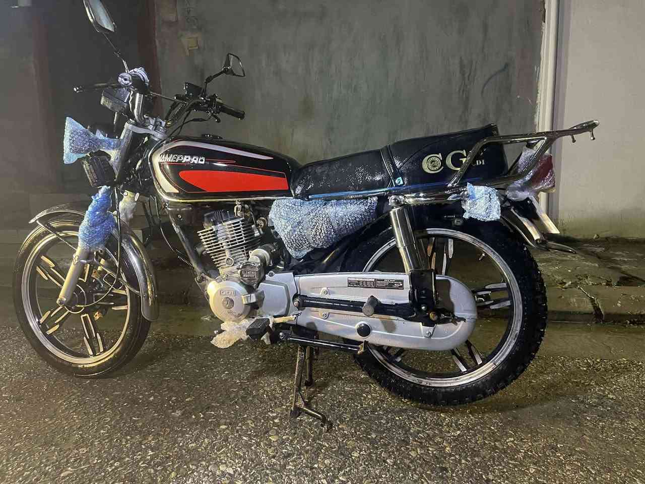 ناميپرو 150 موديل 2021 گيرومه كينه و كاره بايه ي به شه رت گيچ ـ لايت ـ سلف ـ ئيشاره ت ـ چواري ـ هورن ـ هه موگياني ئيشه كات به شه رت نرخ  470 هه زار       شوين سليماني      ***********
