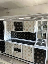 كاونتر مترين ونص • سنك متر وربع • ديوانيه