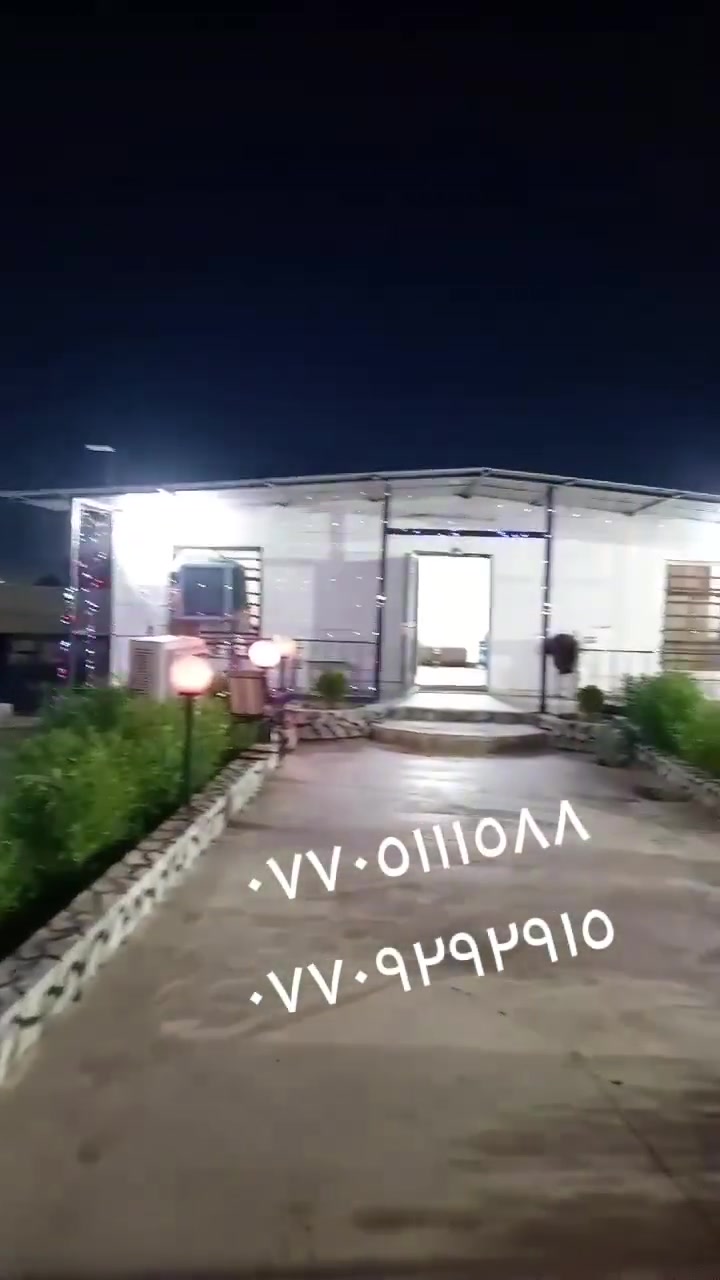 سلام عليكم مزرعه للبيع ٤٧٠ متر حي بدر خلف ملعب خماسي كامل خدمات السعر مع الاثاث ٤٥ مليون وبدون اثاث ٣٥ مليون للاستفسار ***********
