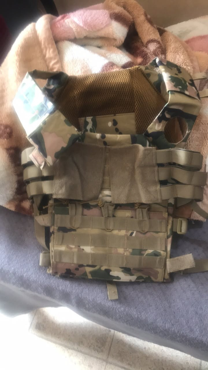 للبيع درع امريكي بالة اصلي


**إذا كنت صاحب هذا الإعلان وتريد حذفه لأي سبب، رجاءا أرسل رسالة إلى الدعم الفني**