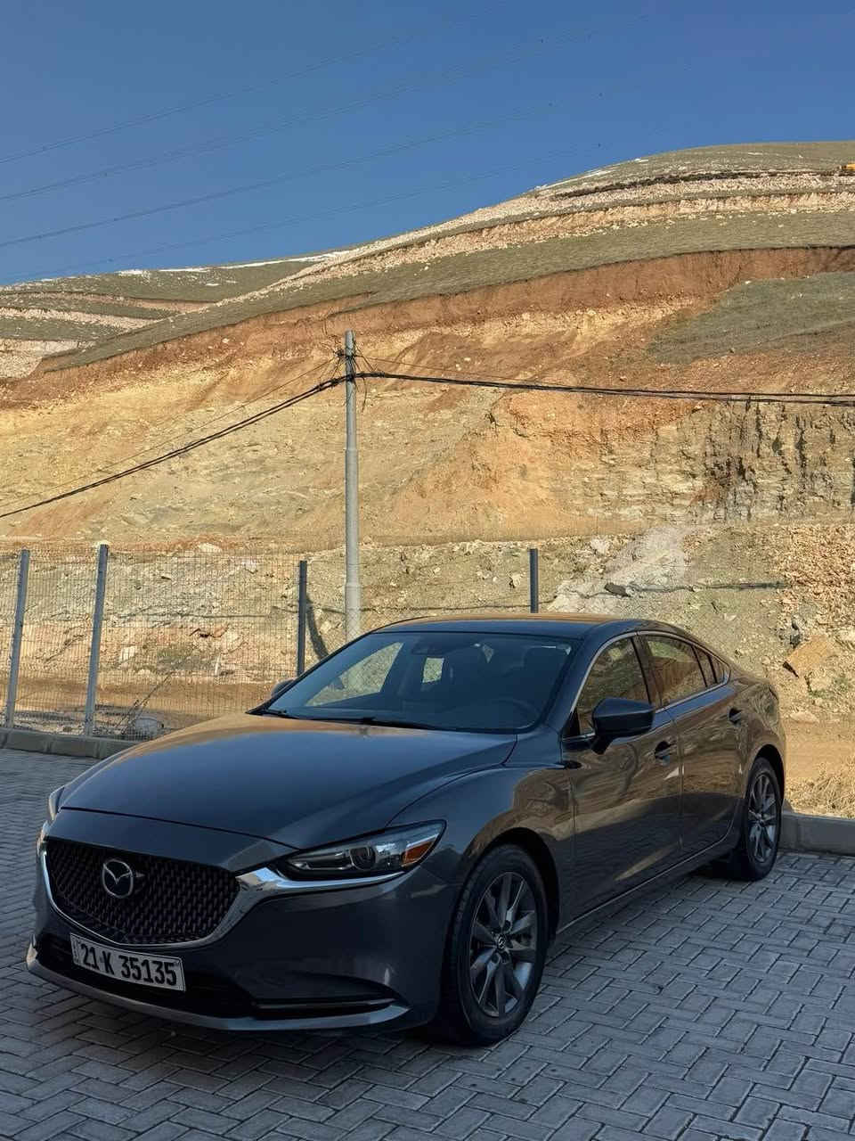 ٥٧ هەزار ڕۆشتووە ، بەس بۆنیدی بۆیاغە بێ ناو گرتن بێ ئەیرباگ ، کامل ڕادار و فڵجە ئەوتۆ لەگەڵ باران لایت ئەوتۆ و لید و ٤ تایەی تازەی لە ژێرایە پاتری تازەی بۆ گۆڕاوە بەردی صاڵۆنصا و ڕادار و هەموو شتێکی بە شەرت هیچ گڵۆپێکی دەژبڵەکەی ئیش ناکات و سەیارەکە مەزبوت و جاییزە

JM1GL1UM0M1610599
ڕەقەم شانسی
*********** viber u whatsapp السليمانية, العراق
