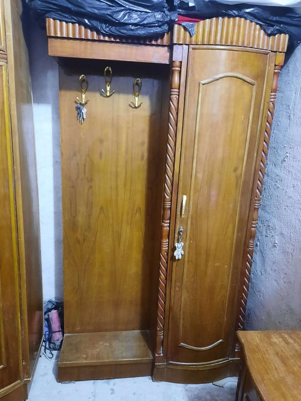 السلام عليكم غرفت اخشاب صاج بوربي لسعر 800مجال قليل مكان كربلاء طويريج عل فيس موجود وللانتصال ***********
