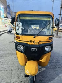 شباب تكتك للبيع موديل 21 شهر8 رقم وسنويه  مكفوله تكتك بس من عده ضربه ص...