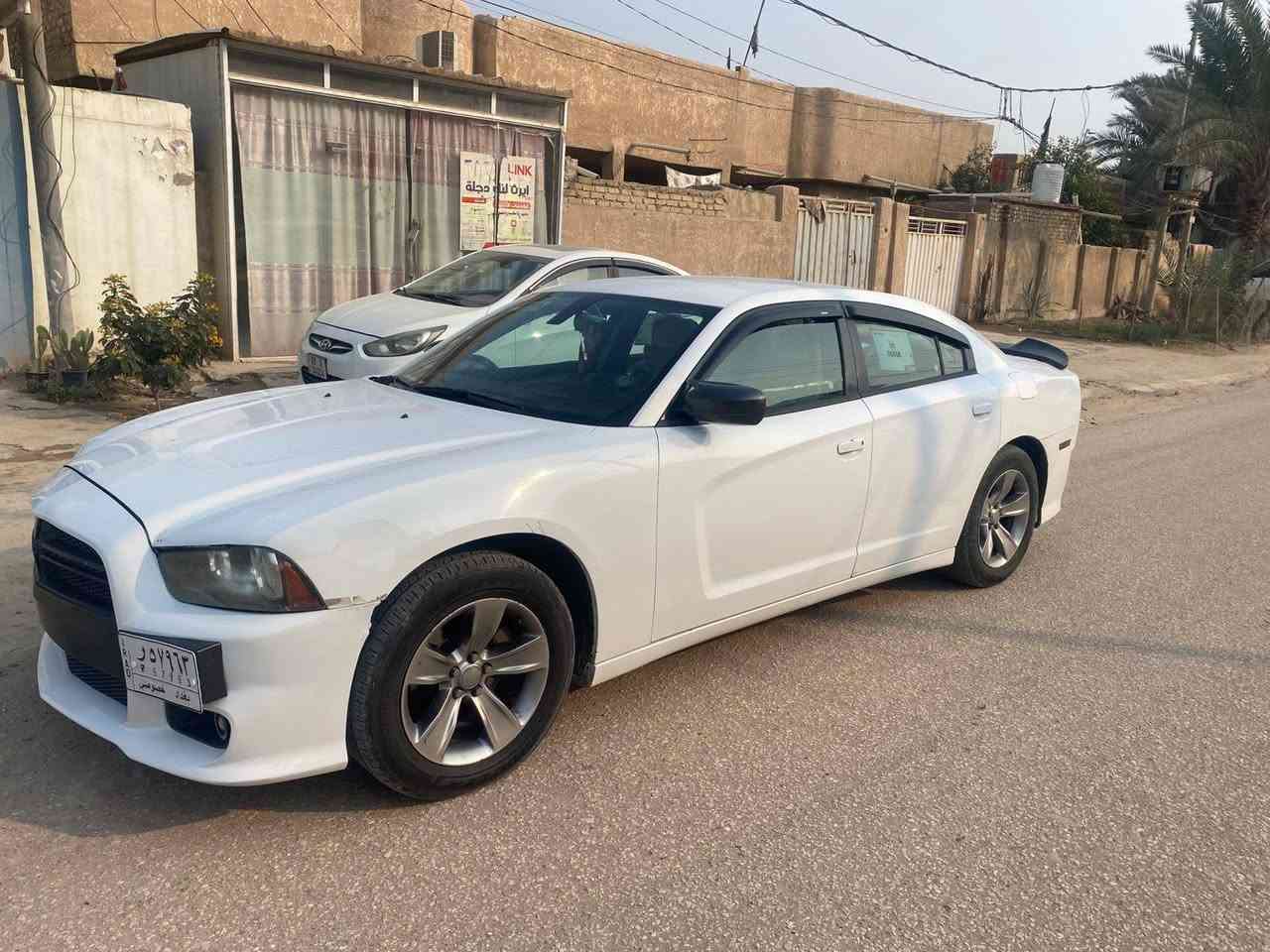 السلام عليكم جارجر 12جاهزه لاخير ستخدام شخصي مكينه قبل سبوع شديتهه كير تخم تاير حداديه كلهه جاهزه تخم تاير رقم بغداد بيهه بس بنيد تحديث سنويه لل 29ماشيه 190حقيقي مكان السياره نجف ***********
