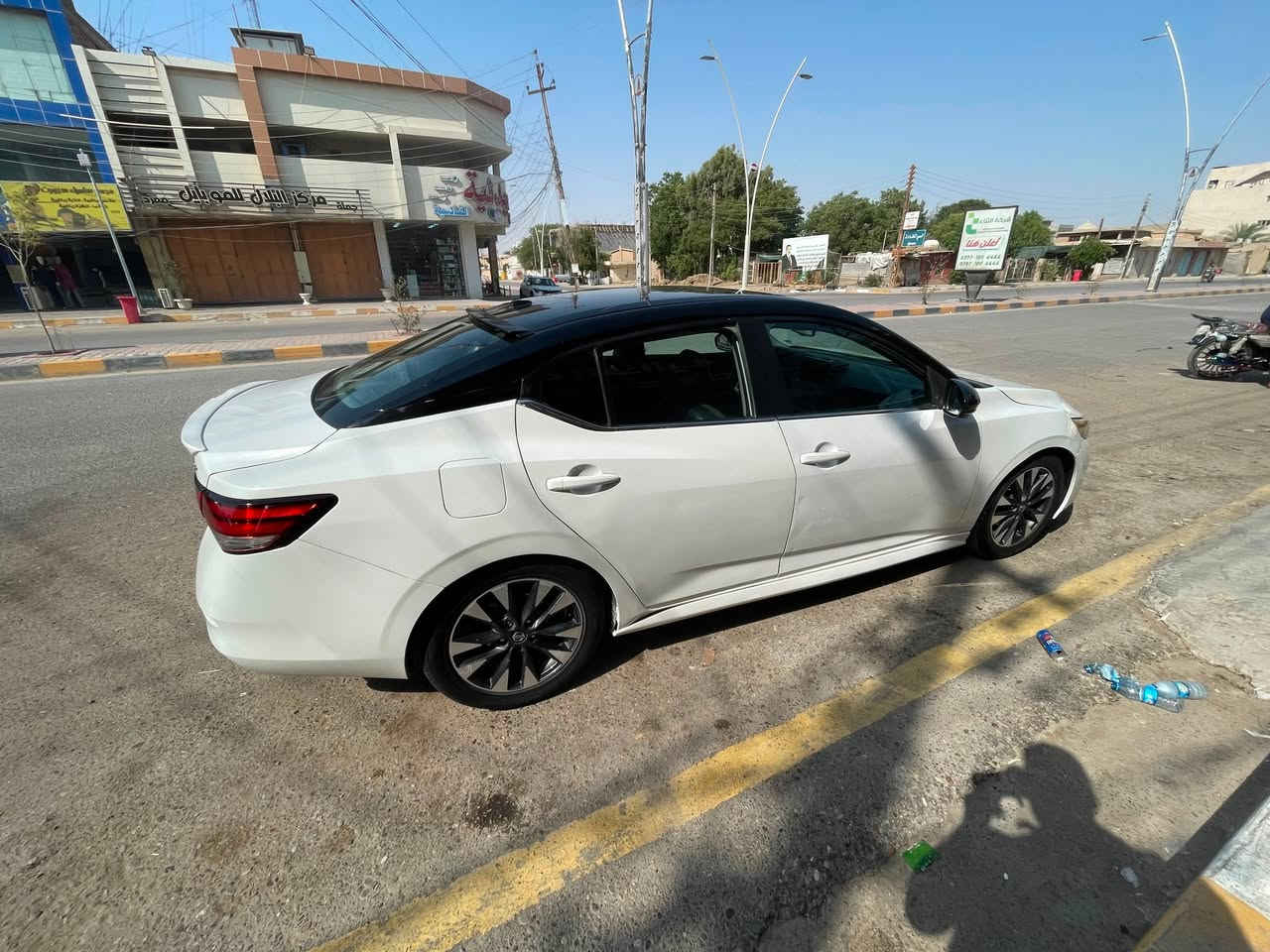 نيسان سنتره موديل ٢٠٢١ رقم بغداد ضرر جاملخ خلفي وبنيد السياره فول مواصفات رادر بصمه فتحه بنرومه داخل جلد أسود ماشيه ٨٨ كيلو شرط التحويل او وكله السياره بسمي مكان سياره صلاح الدين سامراء رقم ***********
