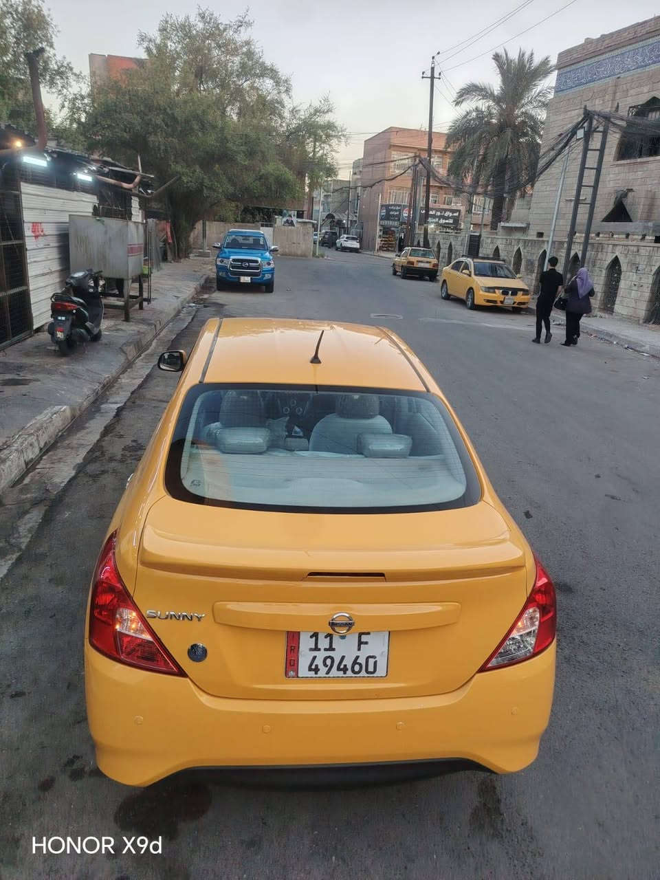 للبيع موديل ٢٠٢١ كفاله عامة كير محرك تبريد الداخل مدوشم بالكامل تخم تاير جواها  شاشة كامره السيارة بأسمي ثاني يوم لتحويل السعر ١١٨ وبيها مجال للشراي مكاني بغداد حي القاهرة للتفاصيل اكثر الاتصال على الرقم *********** بغداد, العراق
