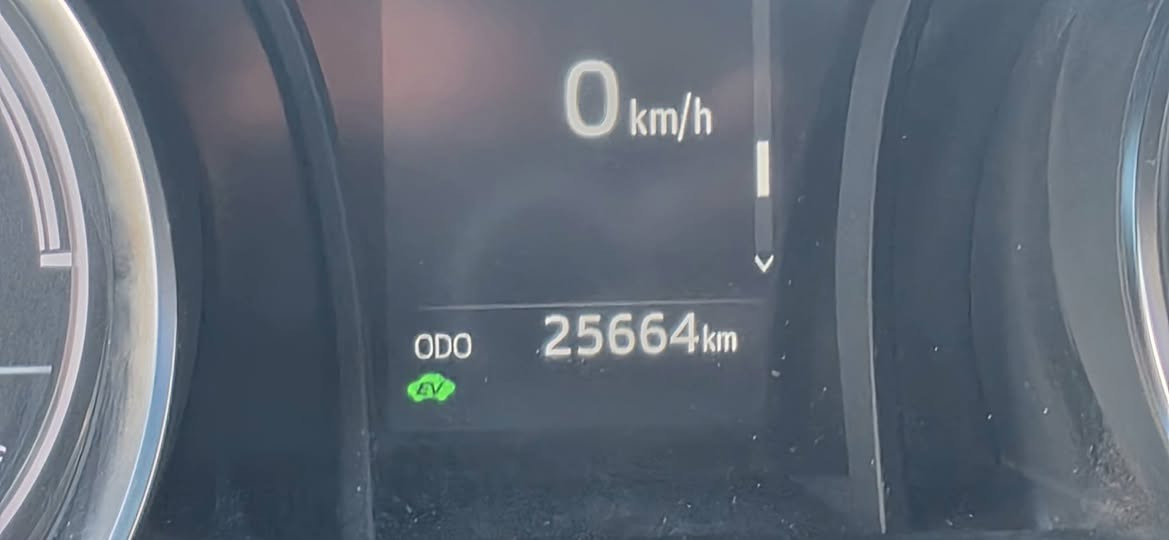 السلام عليكم
كامري 2024 خليجي هايبرد عبد اللطيف مكفوله كفاله عامه
 ماشيه 25 الف 
 فول 1/1 فتحه
 وبرده خلفية 
ويل كروم 
رقم بغداد الجديد وهزه جديده 
للاستفسار
***********
