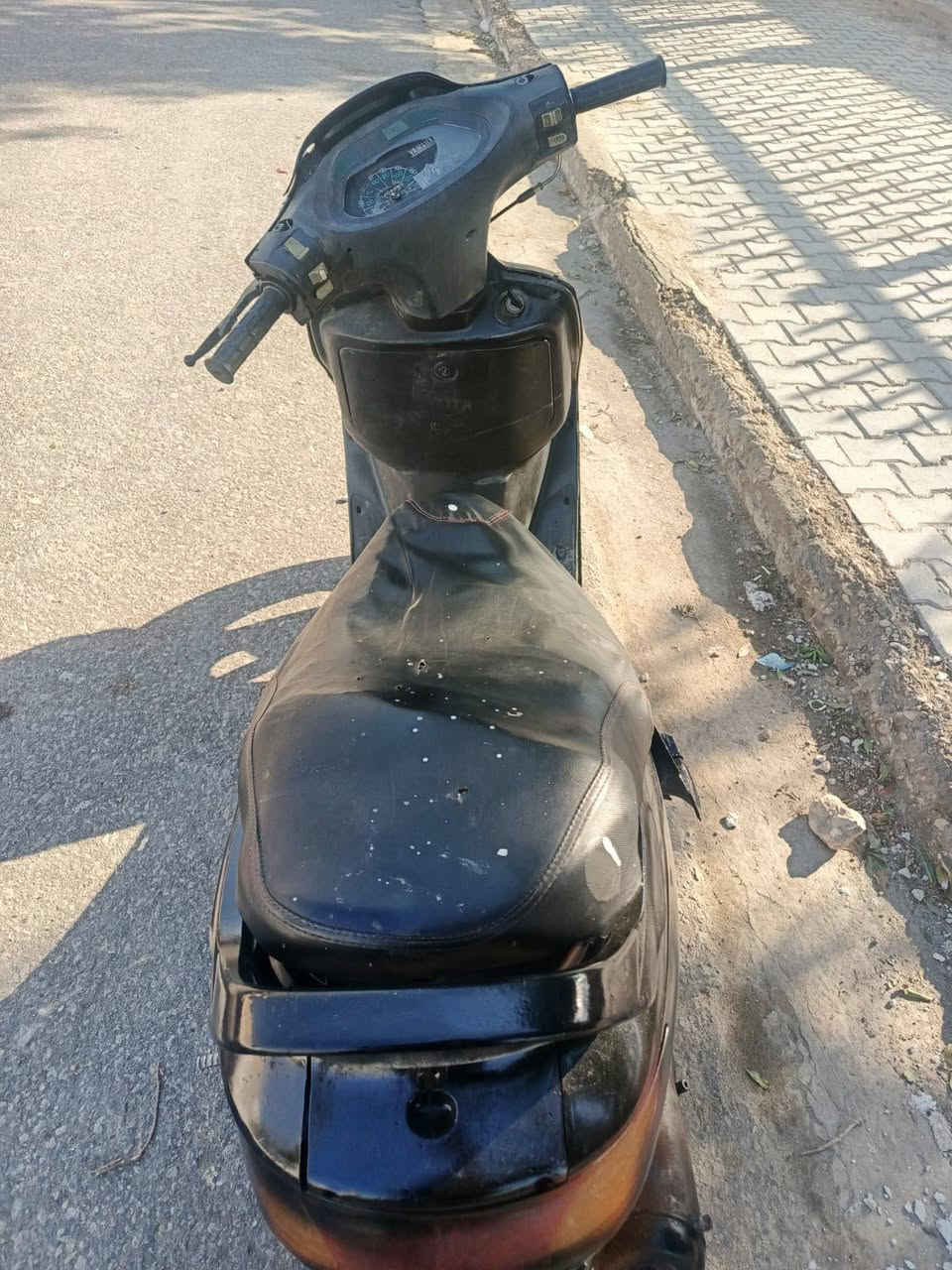 دراجه للبيع شلعته قويه مكينه لاتبخر ولاتتقص هندر واحد تشتغل مال عمل عوزه باتري وكهربائيه سعره 175 نجف حي السلام ***********
