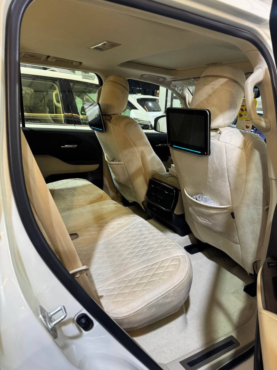 ‏ Land  Cruiser  2024
  

GXR   FULL Option

……………………………………………………….

تویوتا    لاندکروزەر

2024   سپی

6     پستن

مەکینە
4.0L

………………………………………………………….

جی  ئیکس   ئار

3    شاشە

بێ    تۆربۆ

………………………………………………………………………….

مواسفات

کوشن  جلد

کوشن  کارەبایی

شوێن  مۆبایل   شەحن   کەرەوە

کامێرای    دواوە

 
سندوق  کارەبایی

حەساس

ساردکەرەوەی  کوشن

3  شاشە 

ئاوینە  رادار

لایت  زینۆن

لایت  لید

دیاریکردنی  خیرایی

شغال

8   ایرباگ

………………………………………………………………………….

ماوەی     رۆیشتن

  
22        هەزار          رۆیە

حەقیقی    بە   شەرت
 

………………………………………………………………………….

وارد    عیراق

شەریکە    جیهان

ضمان  40  هەزار

………………………………………………………………………….

بێ      بۆیاخ

بێ      تەحدیل

بێ      تەزرە

بێ     کرانەوە

……………………………………………………………………….

شوێن           هەولێر

 
معرض         جوهر

…………………………………………………………………………

نرخ

……………………………………………………………..

684                                           وەرەقە
 

…………………………………………………………………………

***********

(   واتس    اب    هەیە   ) أربيل, العراق
