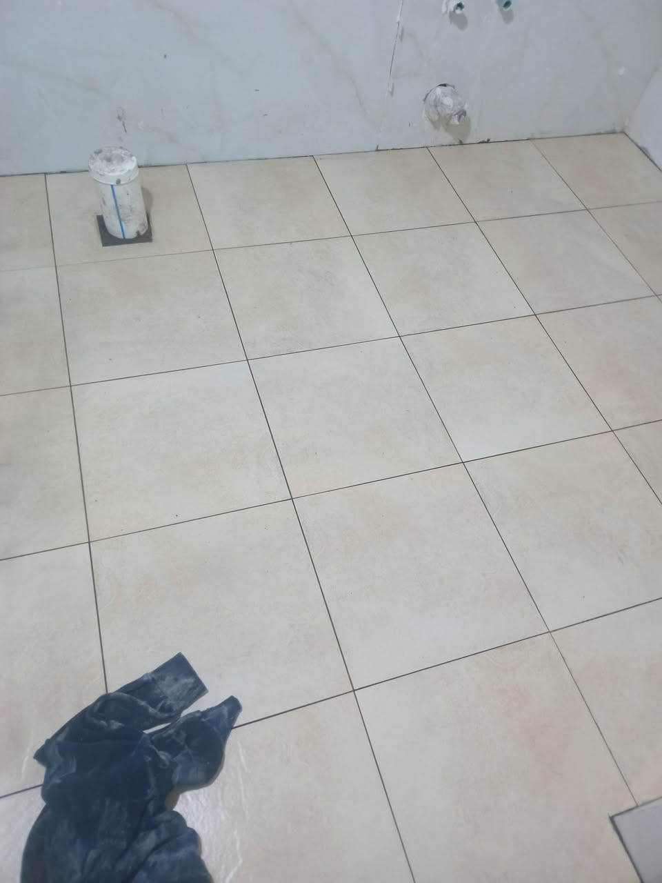 السلام عليكم 

كادر سيراميك بورسلين مرمر 
درج اسعارنه مناسبه وشغل درجه اولا الله شاهد حاليا متفرغين اتصل او خاص ***********
