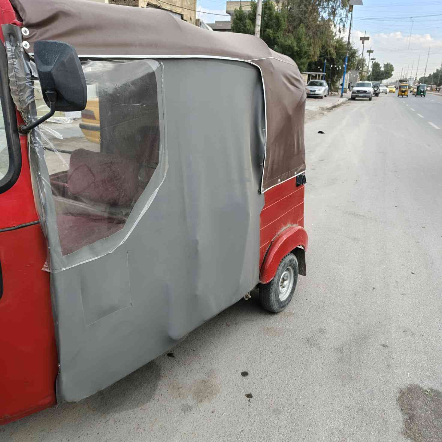 سلام عليكم تكتك.   موديل 18       مكفوله من ظربه وصبغ مكينه تخبل رقمهه واصط مشروع وطني تحويل ثاني يوم مكاني مدينه الصدر شراي تصل *********** سعر 4500وبيهه مجال
