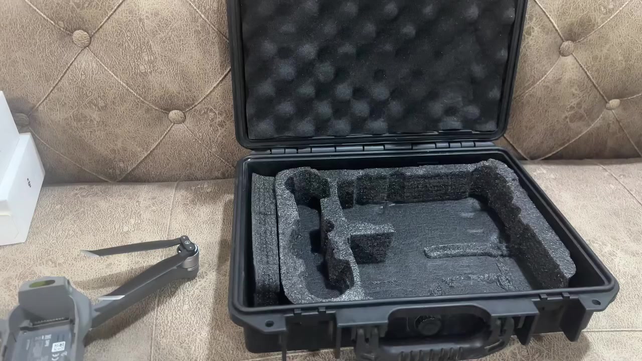 السلام عليكم درون مافيك 2 برو وياها 3 بطاريات كامله مكمله مابيها كل نقص نظافة 95 % السعر 800 الف ملاحظه بالصورة 4 بطاريات بس انطي وياها 3 بطاريات


**إذا كنت صاحب هذا الإعلان وتريد حذفه لأي سبب، رجاءا أرسل رسالة إلى الدعم الفني**