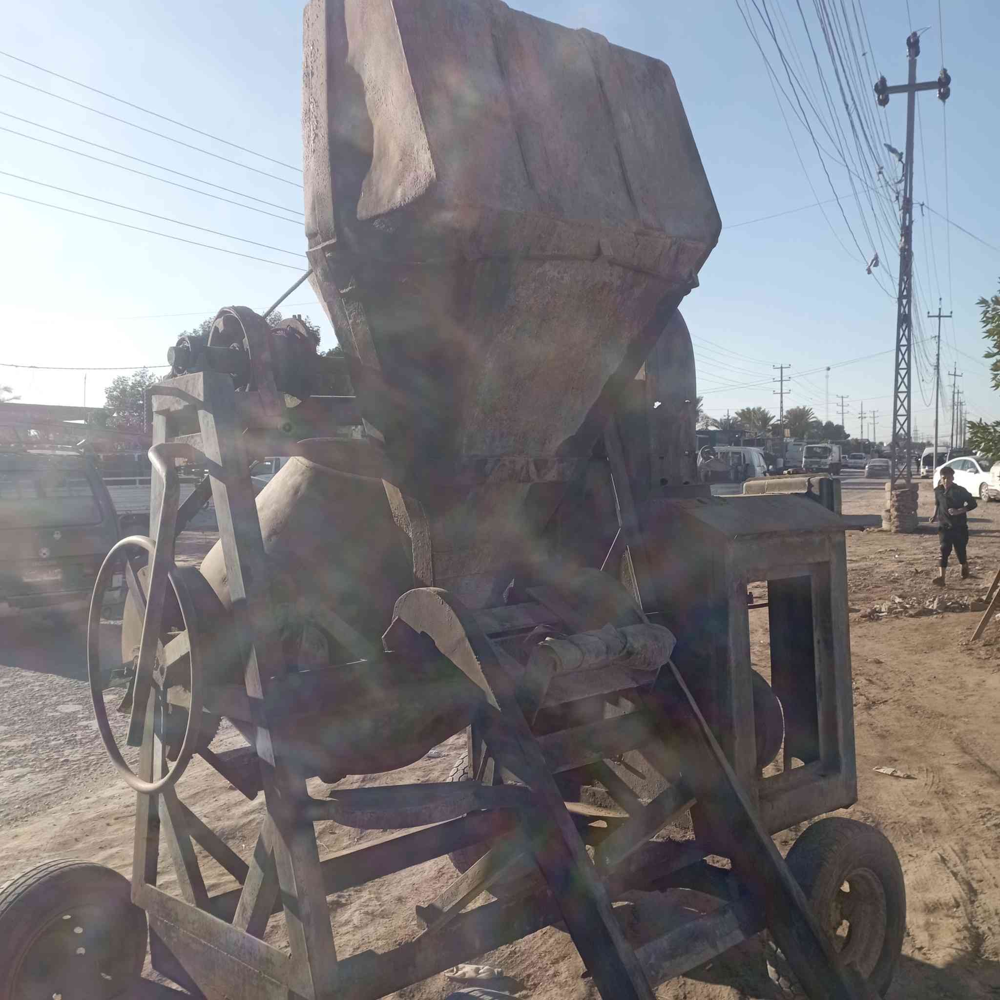 السلام عليكم خباطه تك للبيع جاهزه ونضيفه كبل للشغل السعر ٧٥٠ الف
