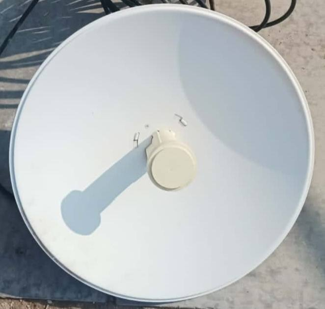 السلام عليكم قطع للبيع توصيل كافة محافضات خلال 24 ساعة
جهاز 912 مستخدم 5g عدد 4 السعر 150 ألف 

محولات ميموسا جدد عدد 2 السعر 25 ألف 

انجكترات مستخدم عدد 4 مع محولاتهن السعر 30 ألف 

نانو بور بيم عدد 1 السعر 55 ألف 

للتواصل ***********
