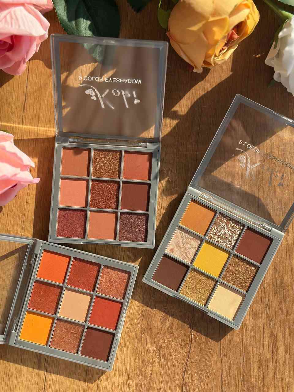 عروض الجمال بعدها مستمرة.. بس القطع بدت تخلص! ✨💄
 

إذا تدورين على باليت يجمع بين النعومة والفخامة، فهذا الباليت شدو من كوكي هو جوابج.

• ألوان دافئة: تدرجات الترابي والذهبي اللي تناسب كل المناسبات.
• مات وشيمر: يعني تسوين بيه أحلى لوك صباحي هادئ، أو لوك سهرة يلمع من بعيد. ✨
الحجم يجنن والباكيج كيووت، لازم يكون بجنطتج!

سعر القطعة 5,000
+ قطعة هدية 🎁


**إذا كنت صاحب هذا الإعلان وتريد حذفه لأي سبب، رجاءا أرسل رسالة إلى الدعم الفني**