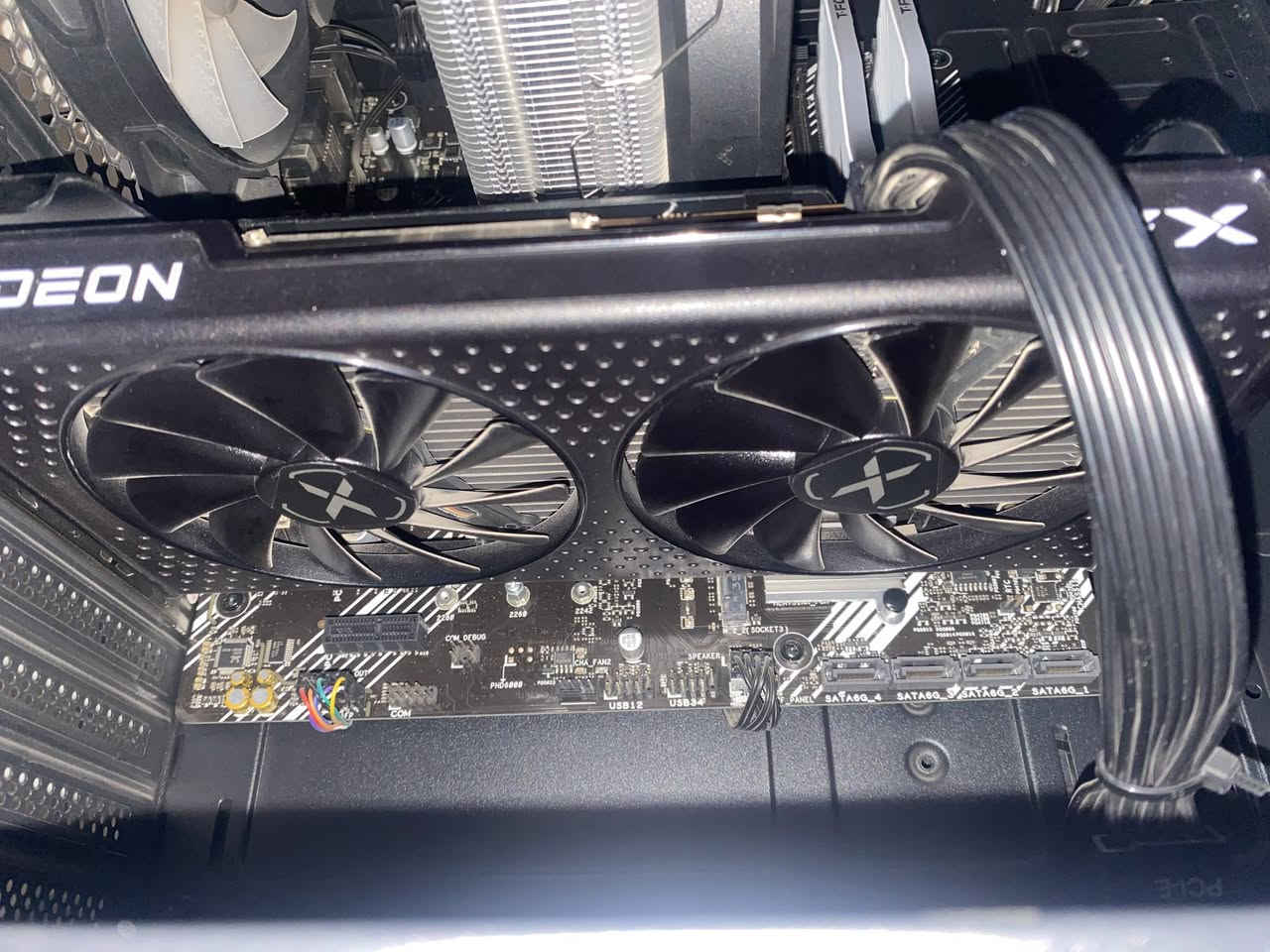 كرت rx 6600XT للبيع الكرت مامتعوب حرارتة جدا ممتازة تجي وتفحص وتتاكد يلة تاخذة 
السعر 280 قابل للتفاوض اذا شراي 
عنواني : الدورة حي الصحة 
تواصل على الخاص او الرقم : +964 786 179 7153


**إذا كنت صاحب هذا الإعلان وتريد حذفه لأي سبب، رجاءا أرسل رسالة إلى الدعم الفني**