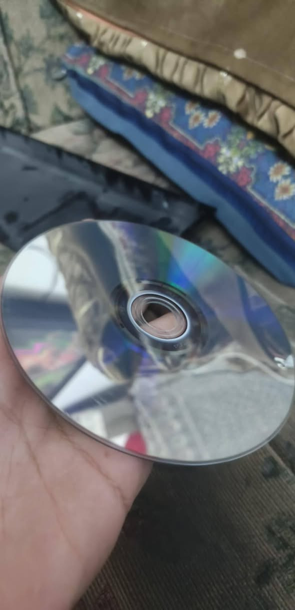 سلام عليكم قرص للبيع بكان
بغداد ما مستخدم نظافه 98 العبه UNCHARTED 4
بكان بغداد تواصل وتساب***********
