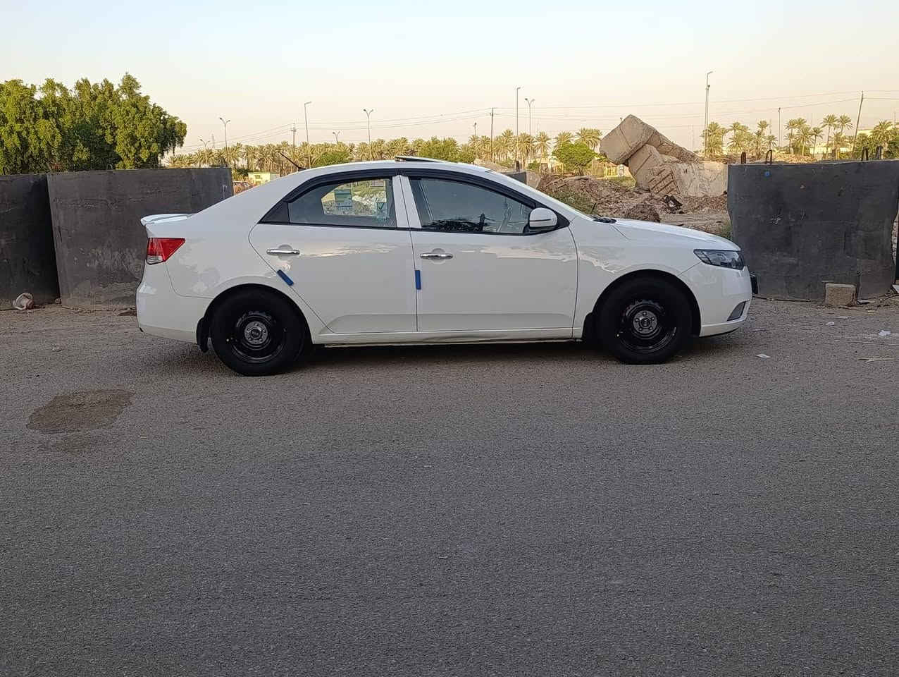 سلام عليكم كيا سيراتوخليجي 2011
كفاله عامه كير 6سرعات مكينه 1600دوش

تبريد بيانو السعر 118 بيه مجال

***********
