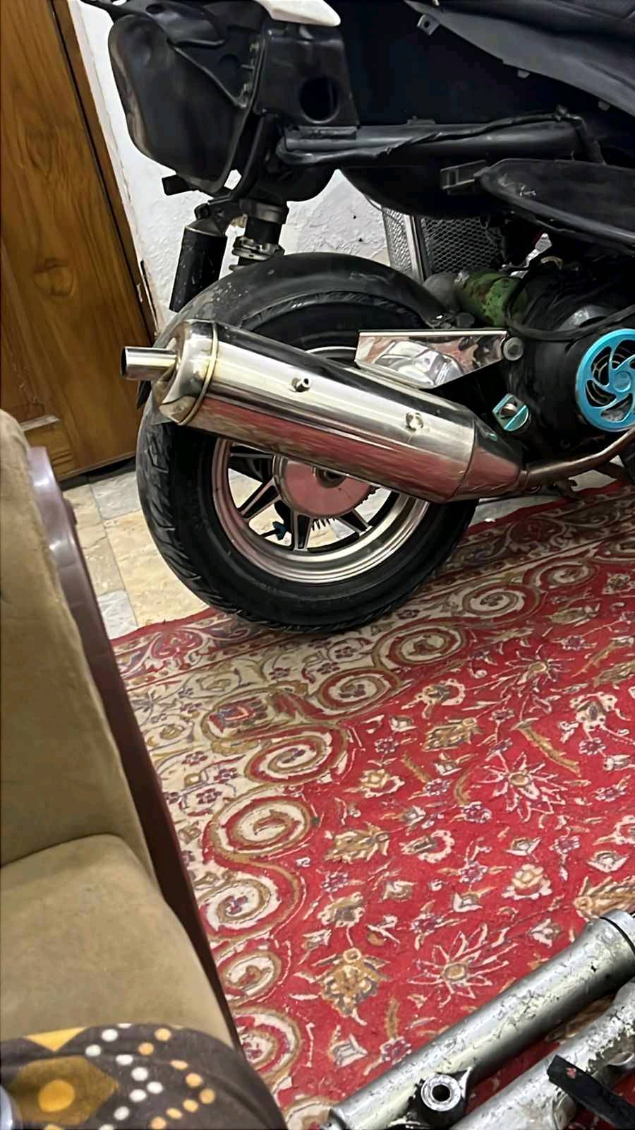 السلام عليكم ماكس عدله 55مالعب الدراجه نضيفه شوفت عينكم السعر يها مجال لطيبين العنوان
مكان بغداد شعب 
