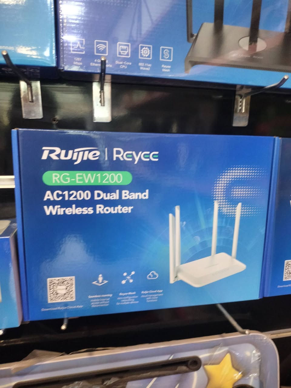 گەیشت ... بابەتی ئینتەرنێت و پیداویستێکانی 
بەشەرت و بەزەمان بەوەسڵ بۆیەکەمجار 
لە پێشانگای بەهەشت ،،، کەزەمانەکەیش پێك دێت لە ,زەمانی 3ساڵ بۆ ڕاوتەرەکان وە گەر تێك چوو یان کێشەی هەبوو ، بیهێنەرەوە بۆت دەگۆڕین بەدانەیەکی تازە وە زەمانی 3ساڵی تریش وەربگرە 

هەموو ئەمانە و زیاتریش لەگەڵ پێشانگای بەهەشت بەردەستە 
ناونیشان // کەرکوك // سەرووی بازاڕی پەنجاعلی 
ژ.م***********-***********
