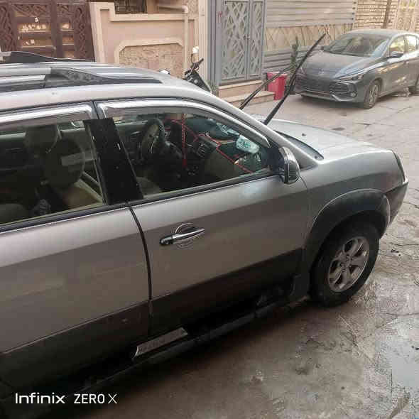 توسان ٢٠٠٩ خليجي ضربتها بباب الجنطه فقط كد شبر وبابين يسرى جراد ومصبوغ والباقي مابيه شي
 رقم دولي
تم تخفيض السعر متوازي عالبيع
السعر المطلوب ١٠٥
للاستفسار الاتصال ***********
يوجد واتساب عنوان بغداد اعظميه سبع الكار بغداد
