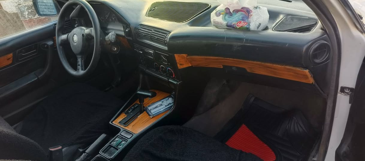 للبيع حجم500 سياره بلاديه بيها قطع صبغ كير محرك جديد شرط تبريد ثلج سنويه بعد مانافذه شرط التحويل سياره بعد احلا من الصور السعر 50 واذا مقدمه ماتقل عن30 هم ابيع وكلشي وسعره ***********
*********** مـــــــــــــــــــــــــــاشي
