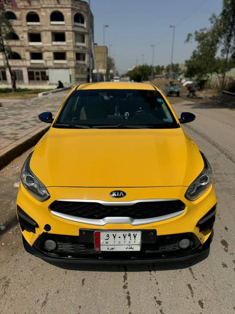 السلام عليكم 
للبيع كيا فورتي 2021 بدون مراوس فقط بيع 
لون البلادي ازرك ونصبغت اصفر تكسي
   #كير ATM مبدل جديد  
صور حادثها موجود بل منشور 
.. ماشيه 100 الف ميل 
السياره بأسمي تحويل ثاني يوم 
السعر 135 وبي مجال بسيط للشراي 
مكان السياره بغداد شارع فلسطين 
الاستفسار الاتصال/ او خاص 
‏ ‭0770 896 8518‬ بي واتساب
