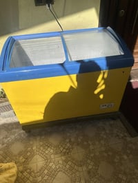 السلام. عليكم.  مجمده تركي للبيع.   السعر. 250 الف. 07712044775