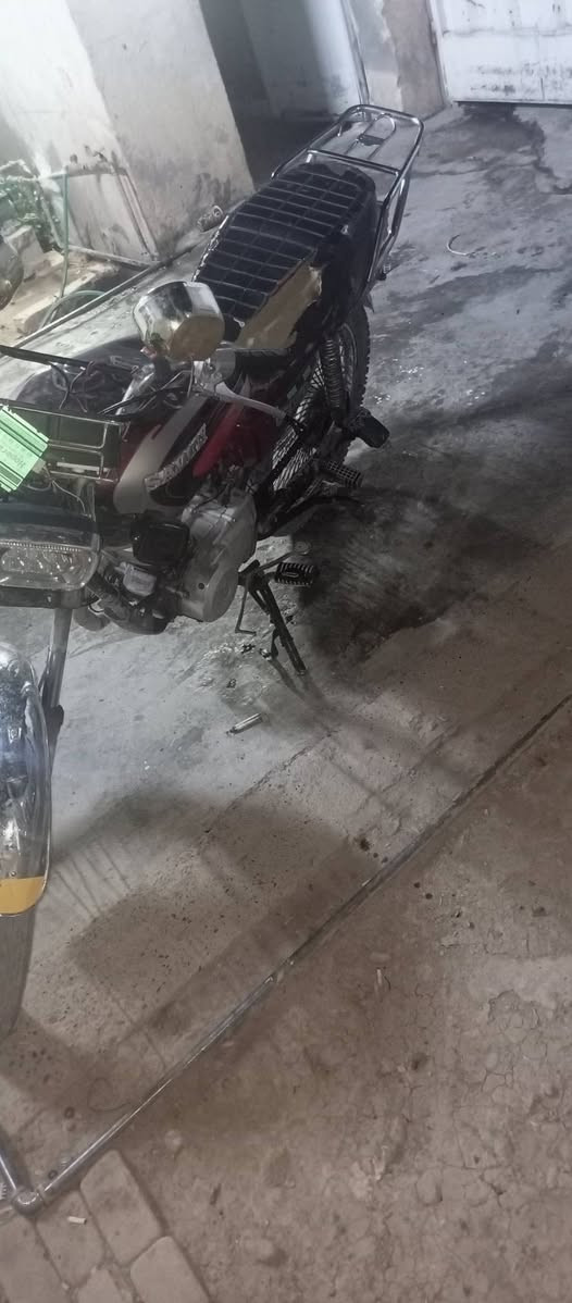 سلام وعليكم شباب دراجه كامله دايكر
سعر 350 وبيه مجال 

***********
