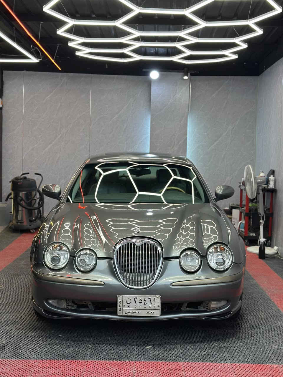 جاگوار اس تايب 2003✨

سيارة نادرة من الفئات الخاصة ✨

رقم بغداد باسمي تحويل ثاني يوم✨

مكينة V8 4.2 تنفس طبيعي🔥

السيارة ماشية 70 الف فقط !✨

الكهربائيات كلها شغالة ✨

تحكم بالمري كهرباء ✨

سايد بريك كهرباء✨

النوافذ اربعتهن اوتو ✨

عازل حرارة اشعة الشمس للجام ✨

تحكم كشنات + تدفئة بالكشنات + خزن ميموري✨

تحكم استيرن كهرباء ✨

سلايد روف ✨

وبعد بيها هواااي مواصفات ✨

السيارة كلين بدون ضربة فقط البنيد مصبوغ اثر جراد✨

السعر /  110 ✨

مكان السيارة داخل مجمع بسماية السكني ✨

الرقم / ***********  ✨
