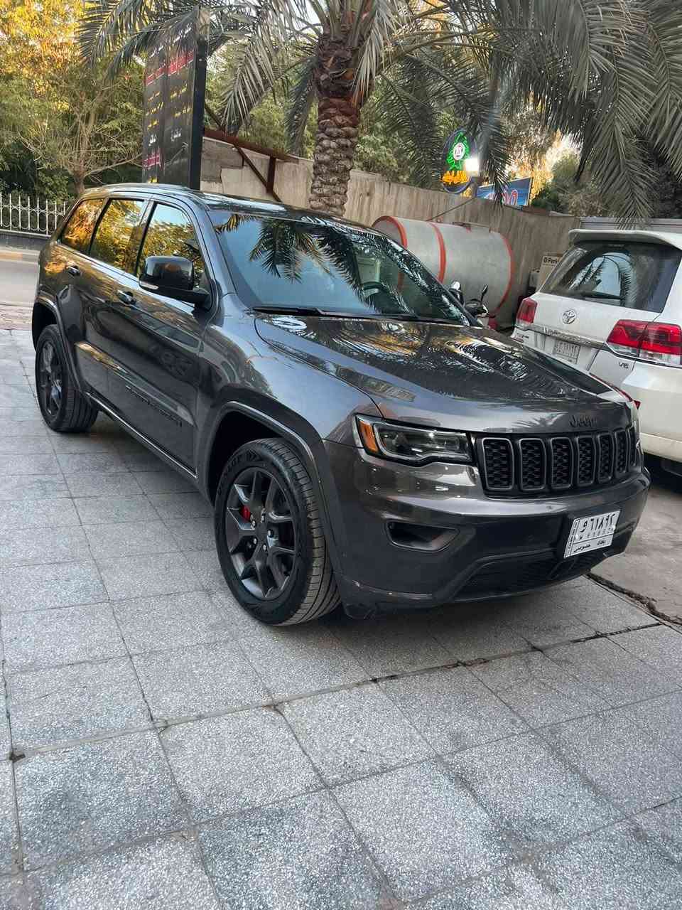 كراند شيروكي التمدد فول مواصفات
موديل 21
وارد أمريكي بدون ضرر ولا صبغ مكفوله رقم الشاصي موجود الون رصاصي طوغ رقم بغداد بسمي والعلم اني مغلفه بي بي أف مكان السياره ديالئ الخالص ***********

