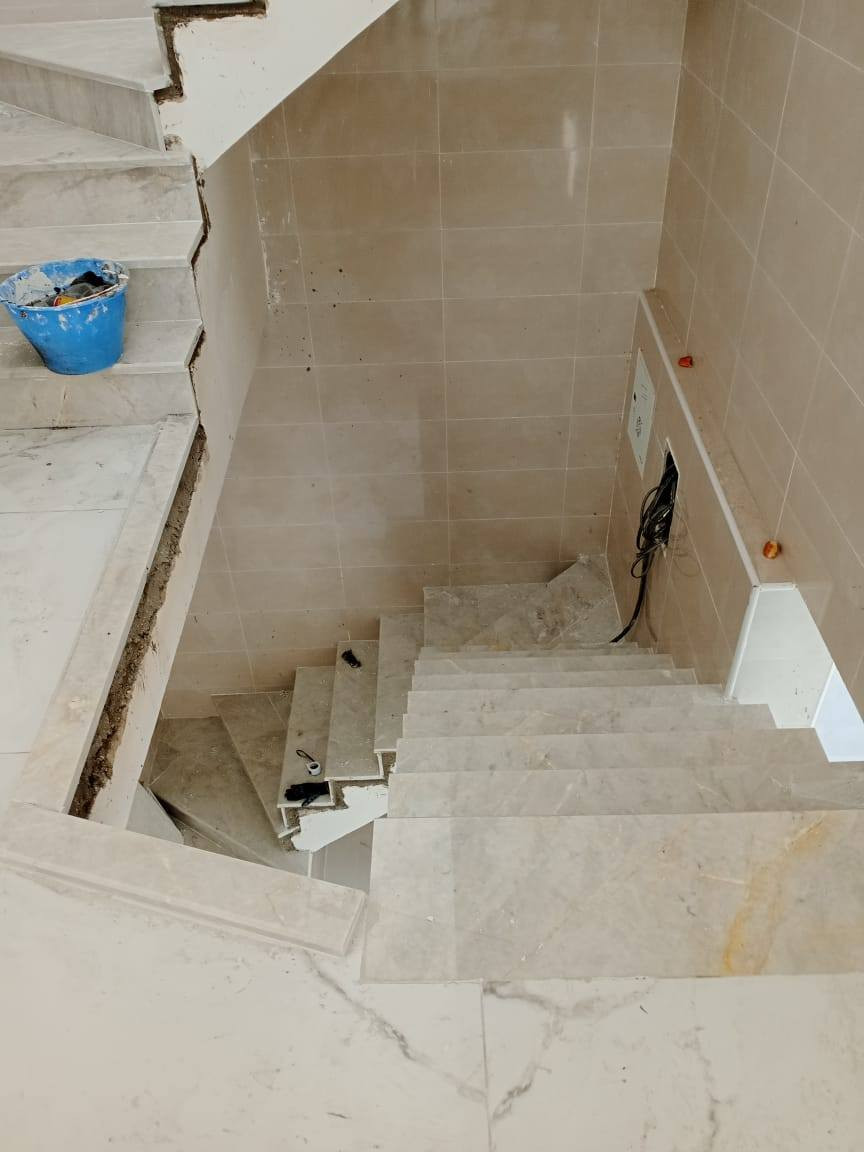 خلفات سيراميك درجه اولى حاليه في ابغد كشي ومرمر وبورسلين وجدران لتوصيل واتساب ***********
