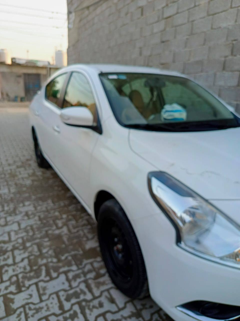 سلام عليكم سياره سني زيرو 2025 ماشيه ٩ تالاف بعده بسم الشركه مكفوله من كلشي مكاني بغداد الشعب رقمي *********** السعر ١٢٨
