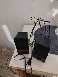 سماعات • واحدة تشتغل • معطلة