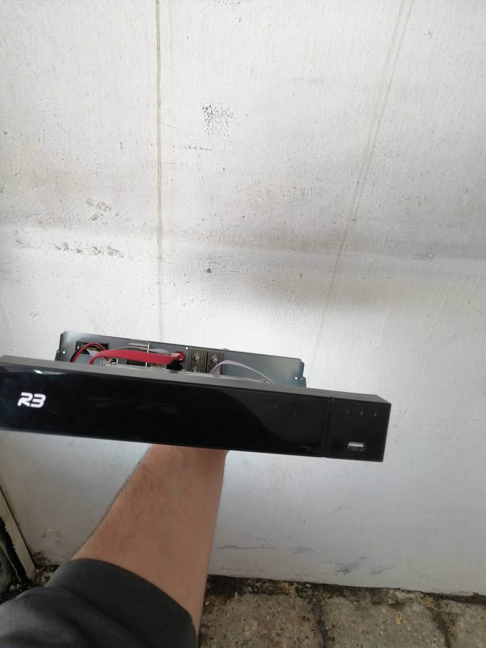 للبيع
جهاز xvr ماركة RB
مع هارد 2T شرط اصلية
جهاز 2 ميكا 4جنل
يشغل جميع انواع الكاميرات ip  و انلوك
ابيع على فحص 
ادفع سعرك 
و متوفر توصيل 5000
الموقع موصل حي الرسالة
مكتب اليوسف لكاميرات المراقبة


**إذا كنت صاحب هذا الإعلان وتريد حذفه لأي سبب، رجاءا أرسل رسالة إلى الدعم الفني**