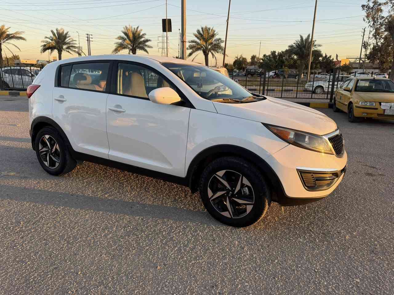 ‏سلام عليكم سبورتج موديل 2016 رقم  ‏قادسية وارده أمريكي فقط باب صبغ بجم كبس السعر 145 بيه ￼مجال السياره جاهزه من  ￼ كل شيء أحلى من الصور بعد اي نقص ما بيه مراوس حسب القناعة مكان نجف ما متوفر على ألفيس اذا رقمي ***********
