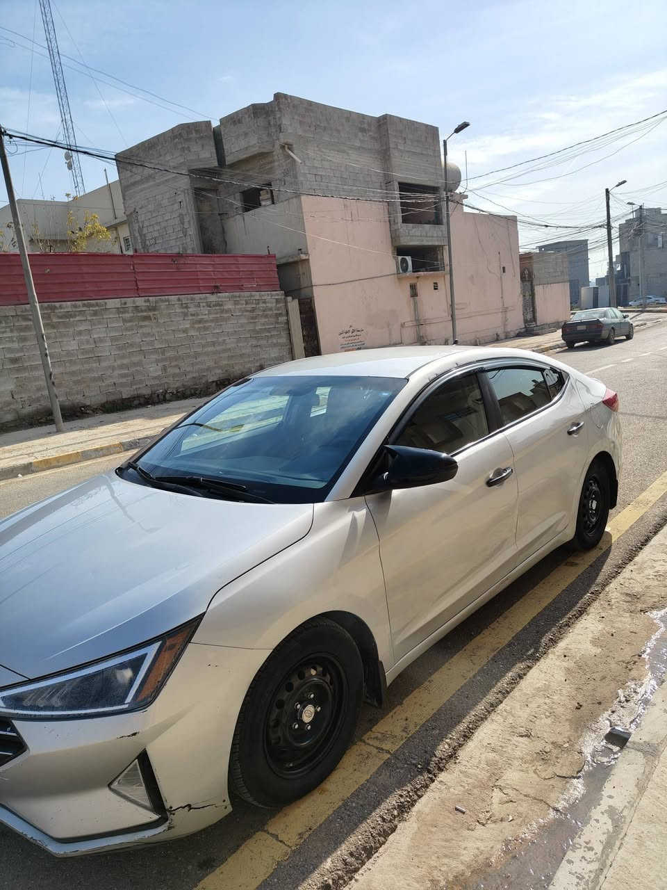 النترا 2019 للبيع
صور الحادث و سونار داخل المنشور 
رقم اربيل شرط التحويل سنويه و هزه ماساقطه
نص فول  
تبريد +تدفئه 
محرك 20 
كير At المرغوب 
السعر 125
للستفسار 
***********
***********
