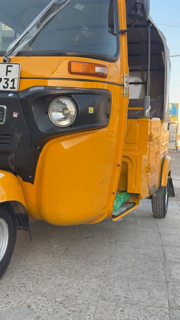 سلام عليكم تكتك لبيع رقم وسنويه موديل ٢٠٢١ شهر باسمي مكاني مدينة الصدر ق ٧٢ (***********)
