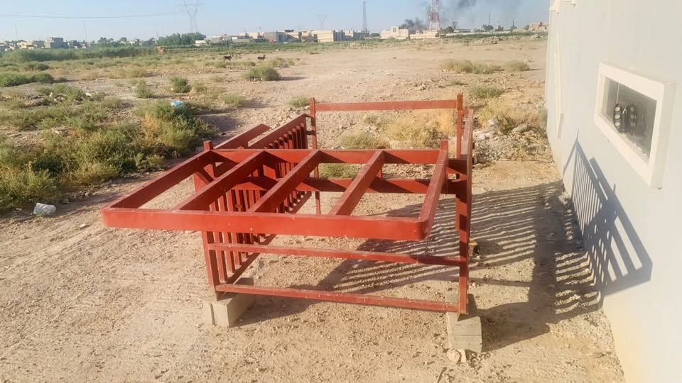 السلام عليكم
عندي محجر تفصال مال دبل قمارة حديد درجة اولى 

جديد البيع رقم الهاتف ***********
