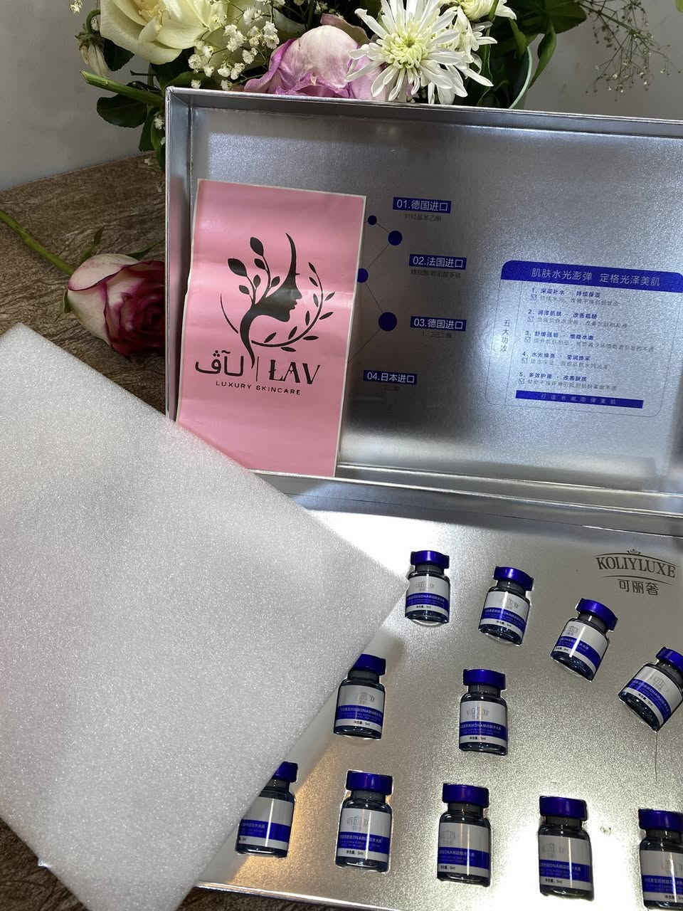البكج الاول في العراق حصراً من متجر لـآڤ|LAV 

💎 بشرة زجاجية ومشدودة من الجلسة الأولى! 💎
اكتشفي سر النضارة الفورية مع بكج الأمبولات الفاخر من KOLIYLUXE بمزيجه المطور من الببتيدات النحاسية الزرقاء والـ DNA.
✨ في كل أمبولة:
 ترطيب مائي عميق يعيد امتلاء البشرة وحيويتها.
 شد فوري ومقاومة فعّالة للخطوط والتجاعيد.
 نضارة زجاجية وإشراقة تقضي على البهتان تماماً.
📦 كورس متكامل (15 أمبولة) يمنحكِ نتائج مراكز التجميل الاحترافية في منزلكِ!
📥 الكمية محدودة! احجزيه الآن واخطفي الأنظار ببشرتكِ الجديدة


**إذا كنت صاحب هذا الإعلان وتريد حذفه لأي سبب، رجاءا أرسل رسالة إلى الدعم الفني**