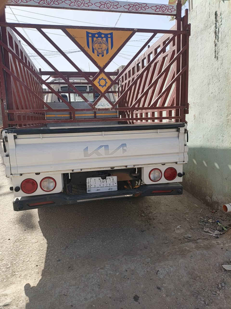 السلام عليكم سياره كيه فحل موديل 22 شكل 23 مكفول كفالة عامة حته من شخط السياره علة وضع شركه رقم بابل مكاني بابل 
السعر/178 
‏‪***********‬‏
